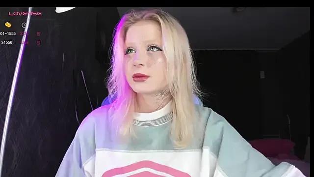 little_grinch666 from StripChat is Freechat