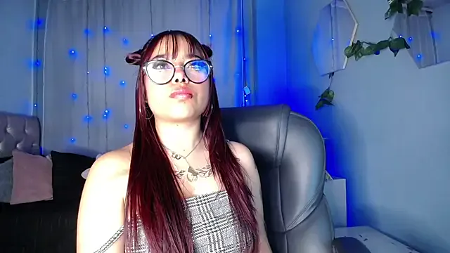 LittleNathy_ from StripChat is Freechat