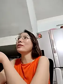 Liveryta from StripChat is Freechat