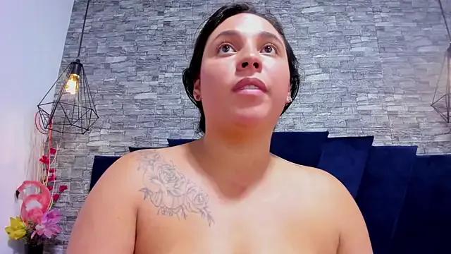 LizzRouse from StripChat
