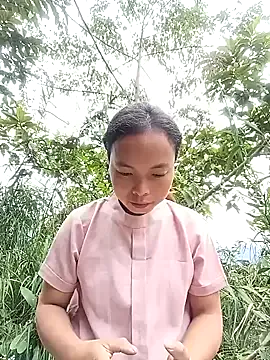 Lmaylili from StripChat is Freechat