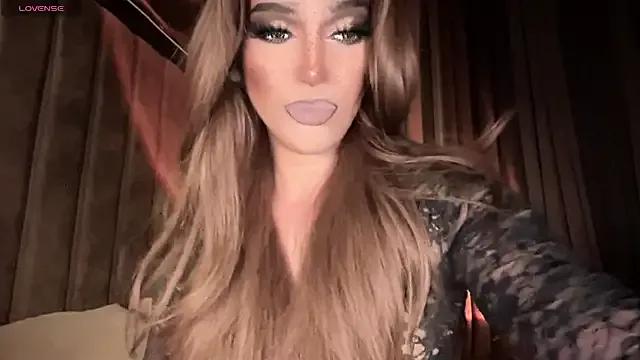 Lo_la_69 from StripChat