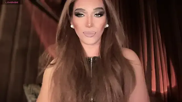 Lo_la_69 from StripChat