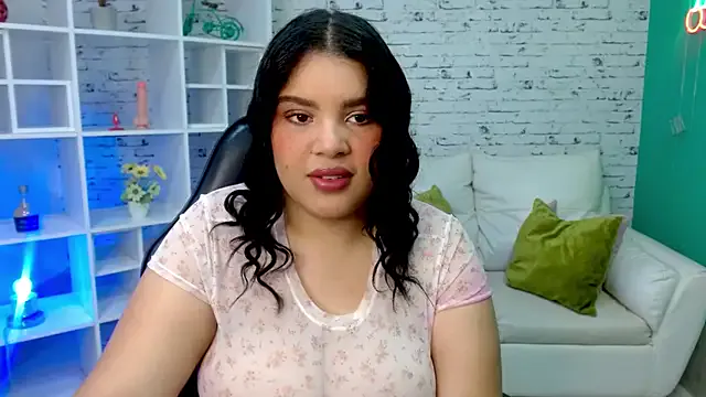 loaizalust from StripChat is Freechat