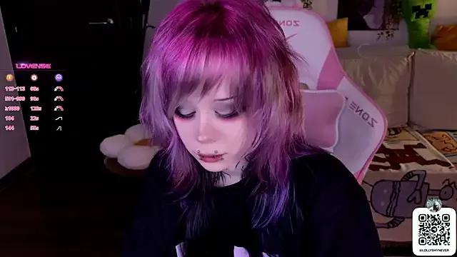 Lollyshy from StripChat is Freechat
