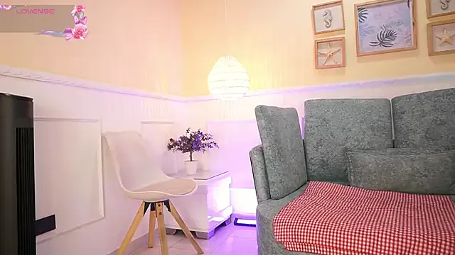 LoonaNyx from StripChat