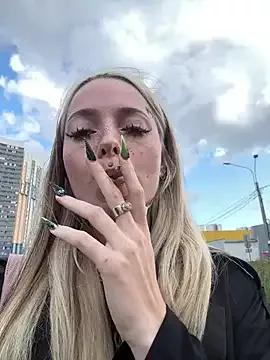 Girls: try live performances with matured performers, from dancing to quirks, in a variety of beautiful sex cams.
