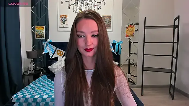 LoraSunnyy from StripChat