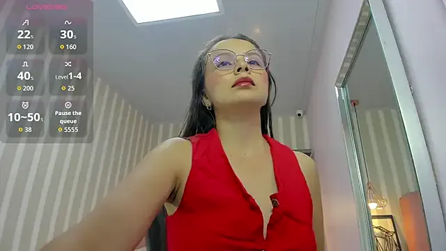 LORELAIGIVEN from StripChat