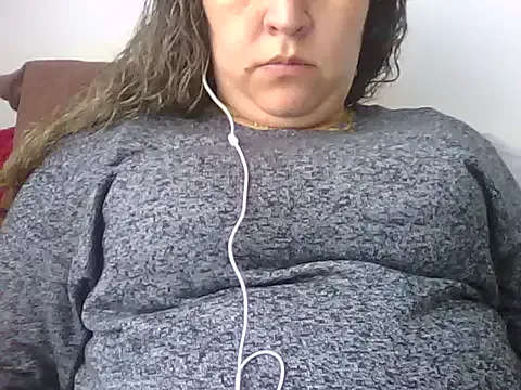 loresexylove from StripChat is Freechat