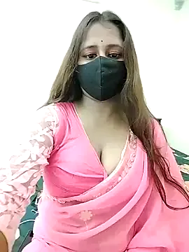 LoveLy-Soneya from StripChat is Freechat