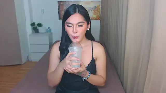 Lovely_jassy from StripChat is Freechat