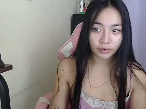 Lovely_Leah25 from StripChat is Freechat