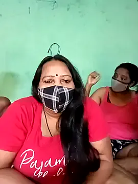 LoveOnStream from StripChat is Freechat