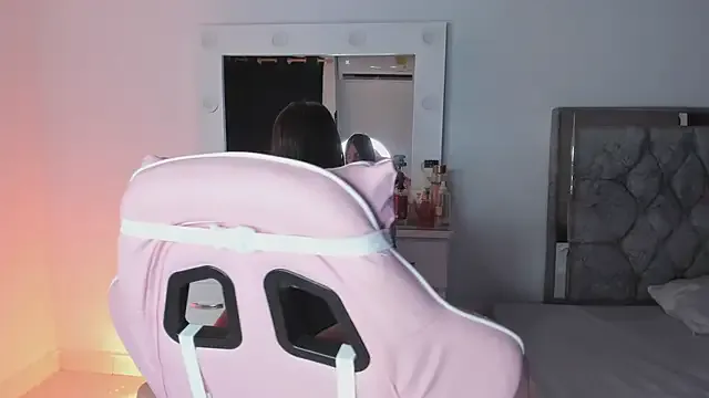 lovingdarcy_ from StripChat