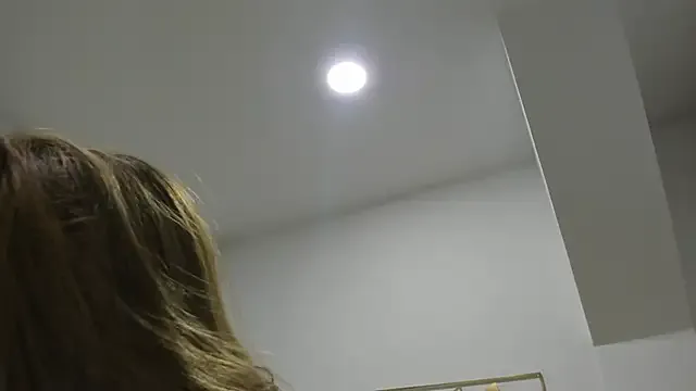 lucia_lorenz from StripChat is Freechat