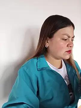 LUCIANA__99 from StripChat is Freechat