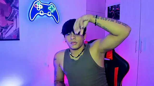 Girls: try live performances with matured performers, from dancing to quirks, in a variety of beautiful sex cams.