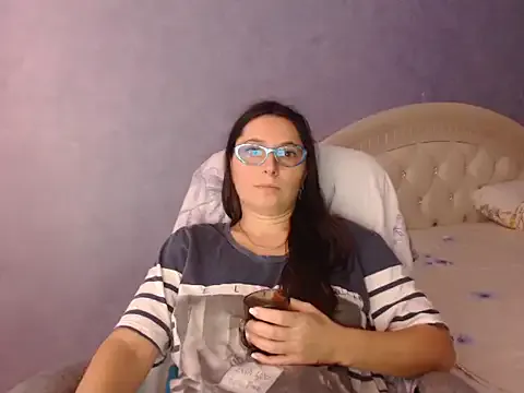 LuckyLisa23 from StripChat is Freechat