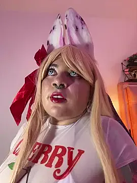 Lucycosplay777 from StripChat is Freechat