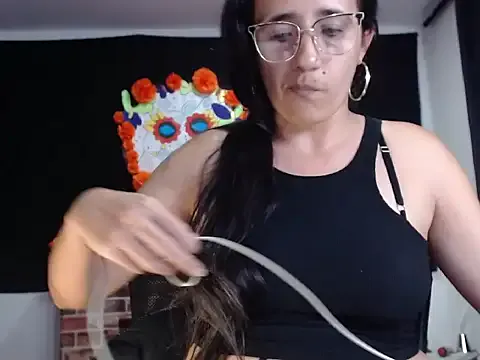 Lucyy_Naugthy from StripChat is Freechat