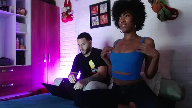 Girls: try live performances with matured performers, from dancing to quirks, in a variety of beautiful sex cams.