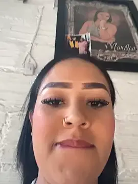 Luisa_Fernandaa from StripChat is Freechat