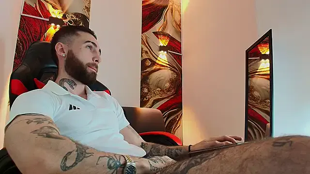 Girls: try live performances with matured performers, from dancing to quirks, in a variety of beautiful sex cams.