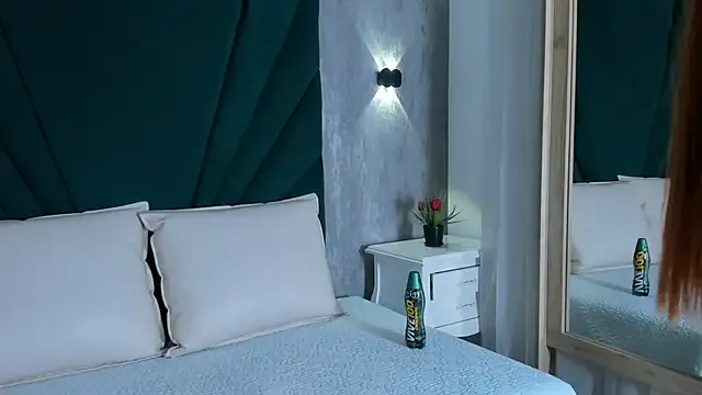 LuliJones from StripChat is Freechat