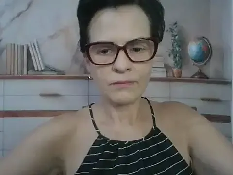 Luna-Hot0802 from StripChat is Freechat