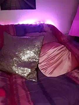 Luna_6911 from StripChat is Freechat