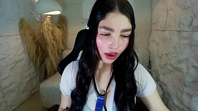 luna__r from StripChat is Freechat