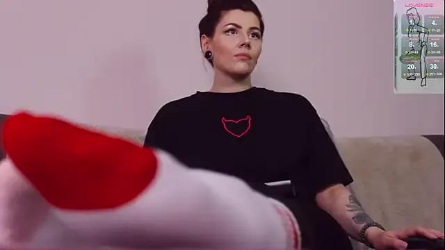 Girls: try live performances with matured performers, from dancing to quirks, in a variety of beautiful sex cams.