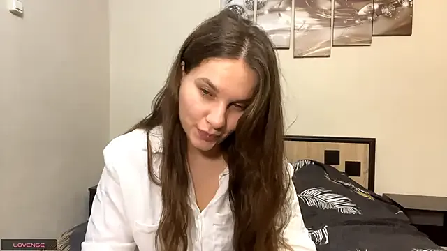 Luna_Blossom from StripChat is Freechat