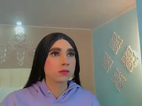 Luna_LaFontaine from StripChat is Freechat