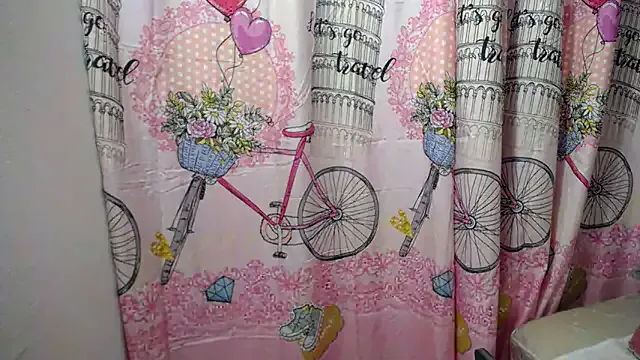 luna_pitufo from StripChat is Freechat