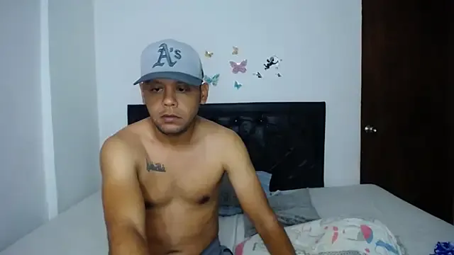 luna_pitufo from StripChat is Freechat