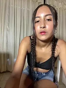 luna_star23 from StripChat is Freechat