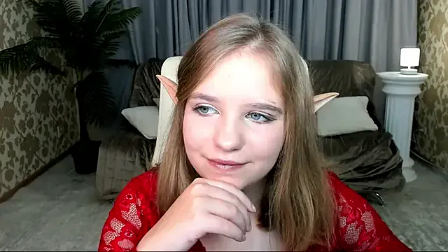 LunaCosplay from StripChat is Freechat