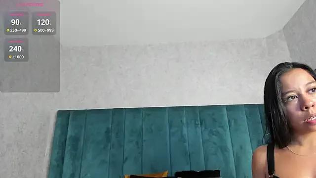 LunaEmber_ from StripChat is Freechat