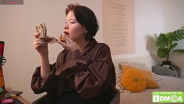 lunar_bluebell from StripChat is Freechat