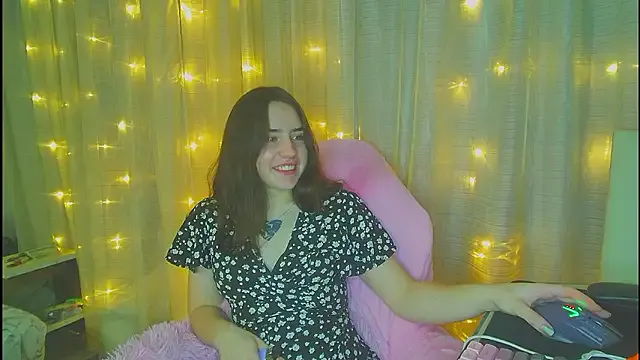 lunar_Sanata from StripChat