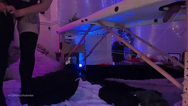 LunaWoolfie from StripChat is Freechat