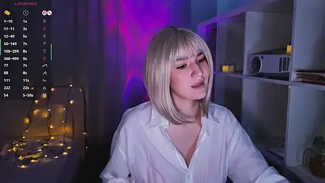 LunaXLoverx from StripChat is Freechat