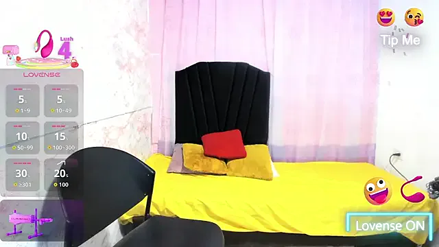 lunysladys from StripChat is Freechat