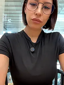 luvely_unique_ from StripChat is Freechat