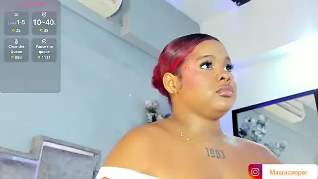 Maaracooper from StripChat is Freechat