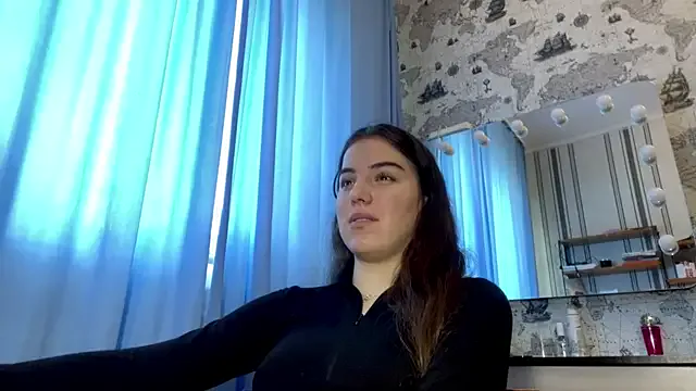 macanmercedes from StripChat is Freechat