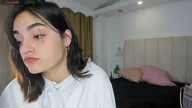 Maddy_Rouse1 from StripChat is Freechat