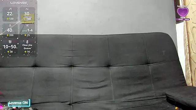 Madeline_Wonder from StripChat is Freechat